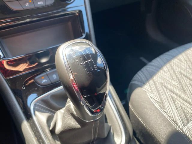 Opel Astra 1.2 Turbo Turbo