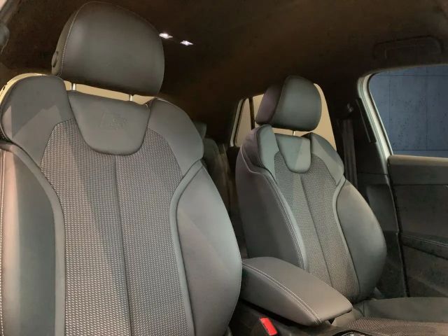 Audi SQ2 TFSI Matrix/sonos/MMI/ASI/19"/EPH/Assist/Kam