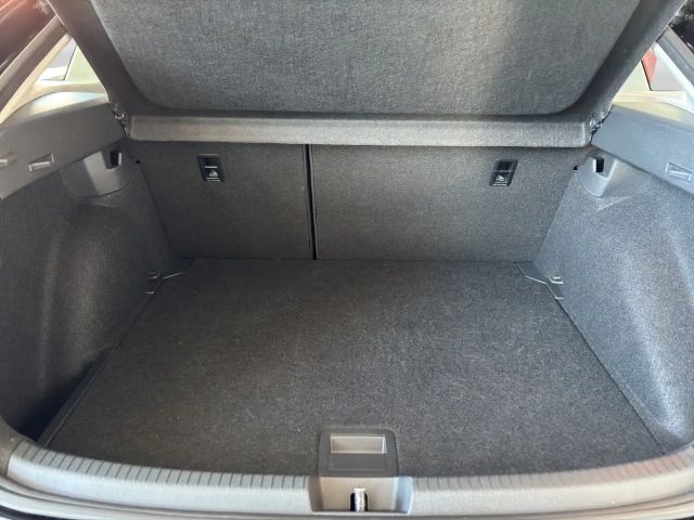 Volkswagen Taigo 1.5 TSI DSG Life