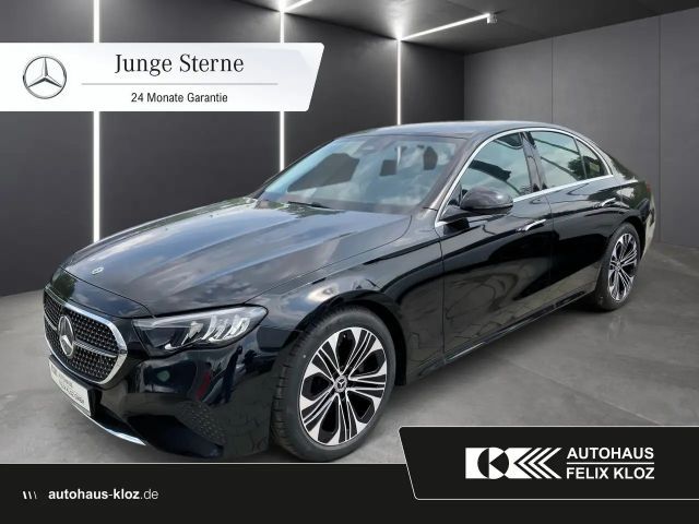 Mercedes-Benz E 200 AVANTGARDE Sedan