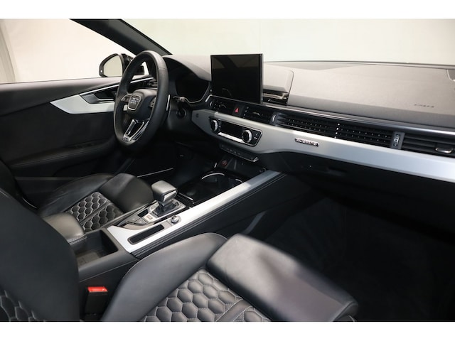 Audi RS4 Avant Quattro