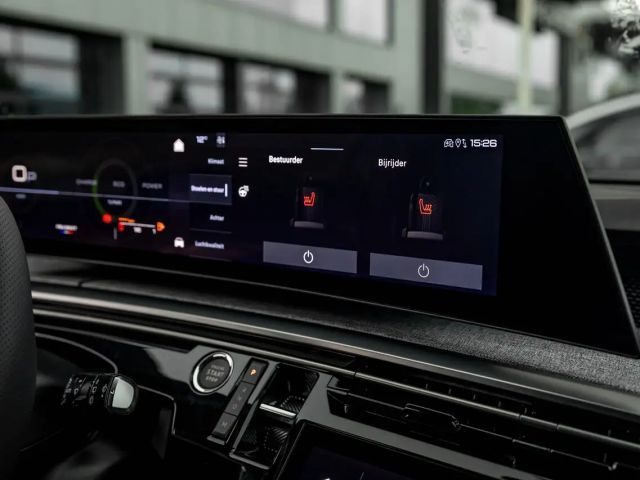 Peugeot 3008 Directiewagen/Massage/HiFi Focal/Pano/Trekh./El...