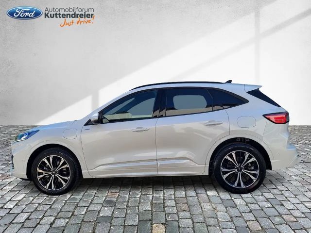 Ford Kuga Plug in Hybrid ST Line X