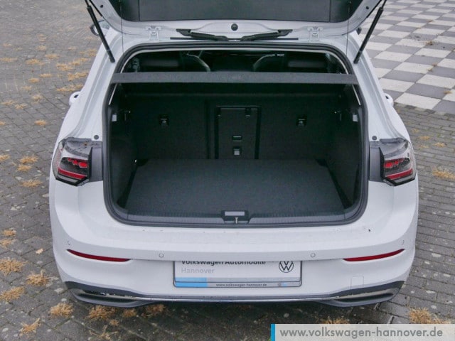 Volkswagen Golf 1.5 eTSI DSG IQ.Drive