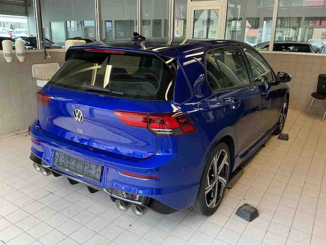 Volkswagen Golf R-Performance- Akrapovic CarPlay/Navi