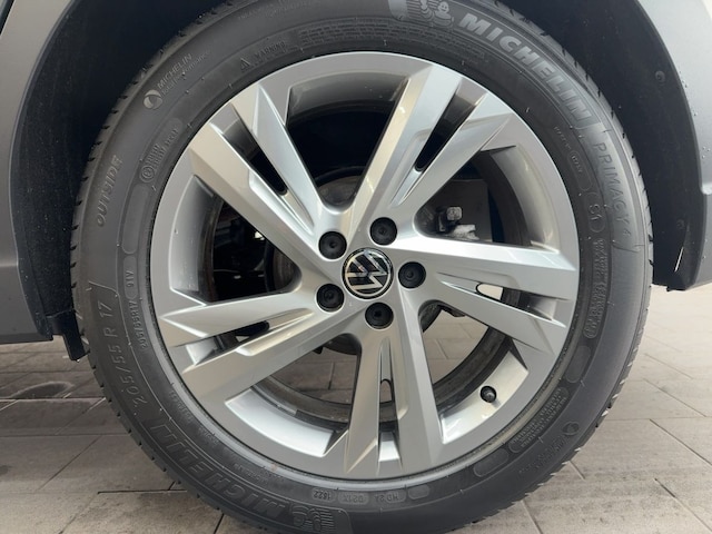 Volkswagen Taigo 1.5 TSI DSG R-Line