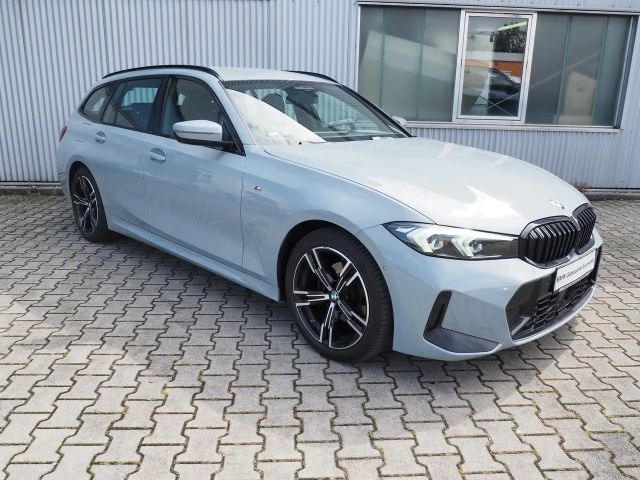 BMW 320 320d M-Sport Touring xDrive