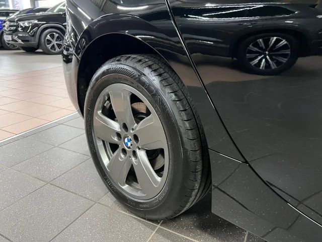 BMW 116 116d Advantage pakket Sedan