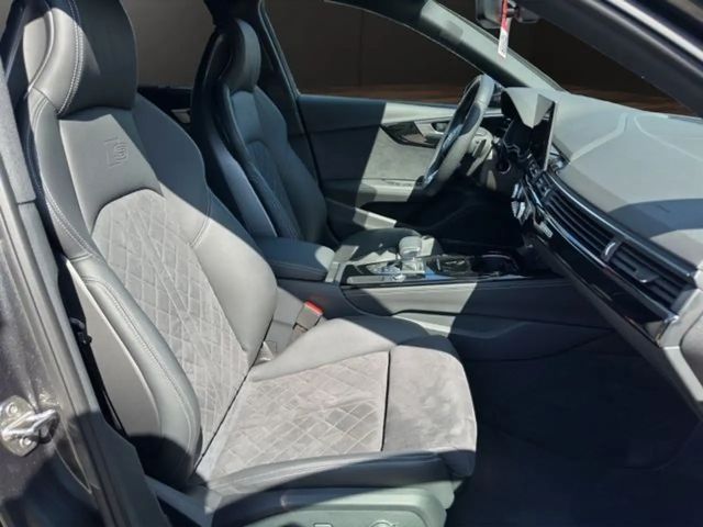 Audi S4 Avant Quattro