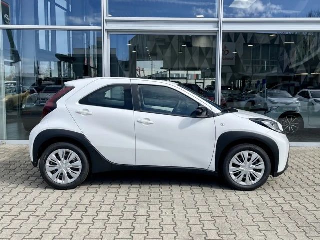 Toyota Aygo X Business Hatchback