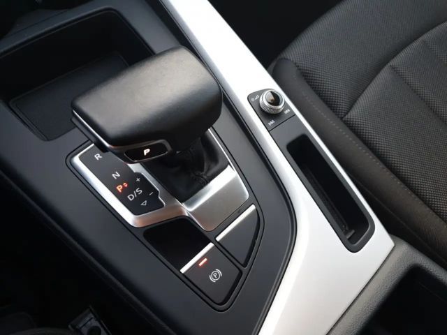 Audi A4 40 TFSI Quattro