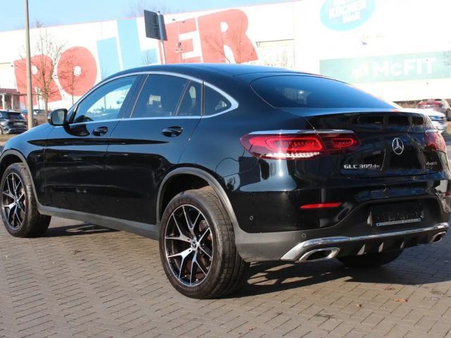Mercedes-Benz GLC 300 AMG Line Coupé