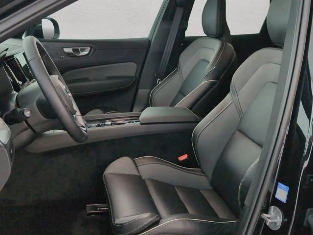 Volvo XC60 Dark Plus