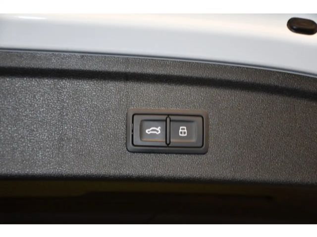 Audi RS3 Quattro S-Tronic Sedan