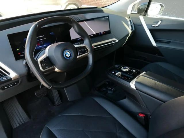 BMW iX xDrive40