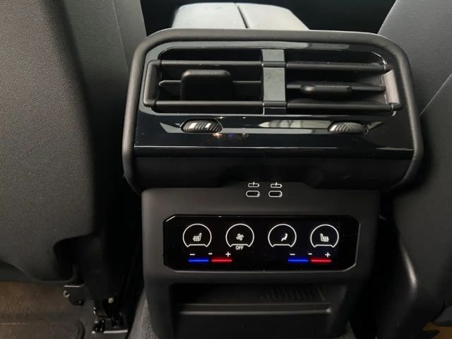 BMW 520 520i M-Sport Sedan