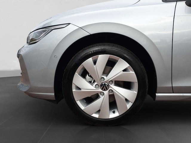 Volkswagen Golf 1.5 TSI DSG Life Variant