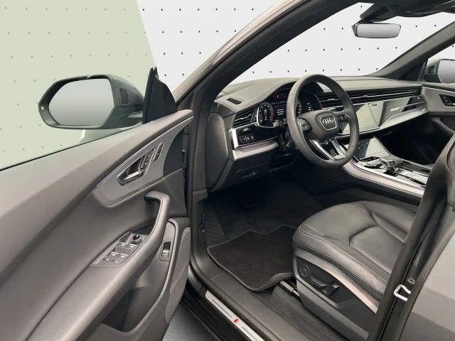 Audi Q8 55 TFSI Quattro S-Line