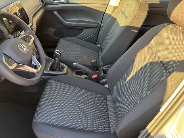 Volkswagen T-Cross 4Me TSI