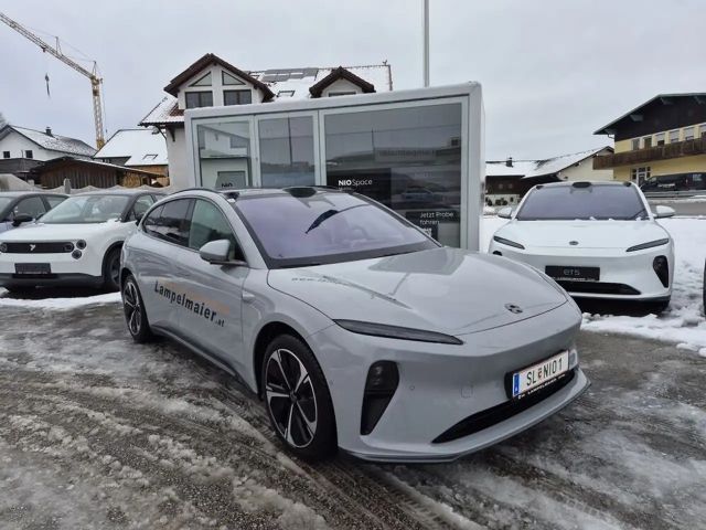Nio ET5 Long range Touring