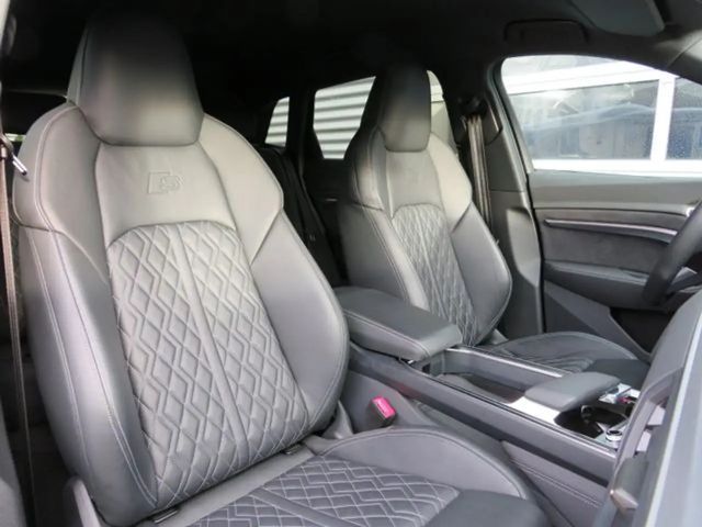 Audi Q8 e-tron 50 Quattro S-Line