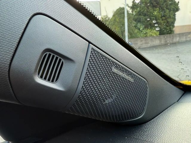 Renault 5 Comfort E-Tech Iconic R5