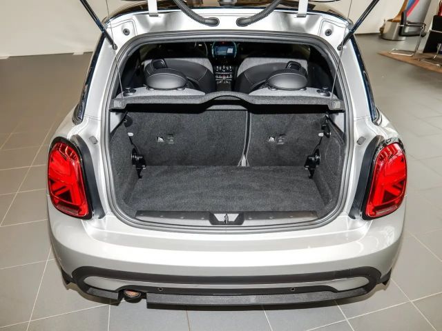 MINI Cooper LED PDC V+H DAB Parkass. Klima