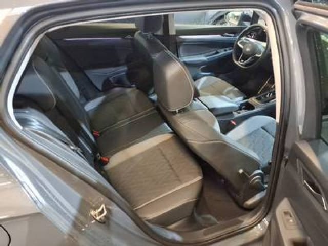 Volkswagen Golf 1.5 eTSI DSG