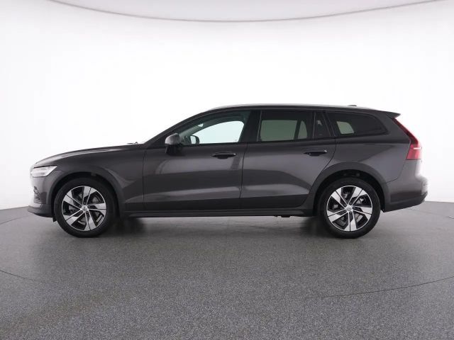 Volvo V60 Cross Country AWD Plus
