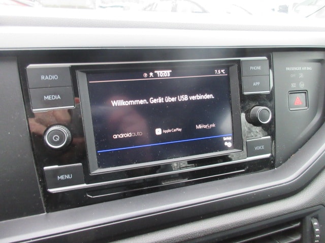 Volkswagen Polo 1.0 leicht beschädigt LED eFH ZV APP KLIMA