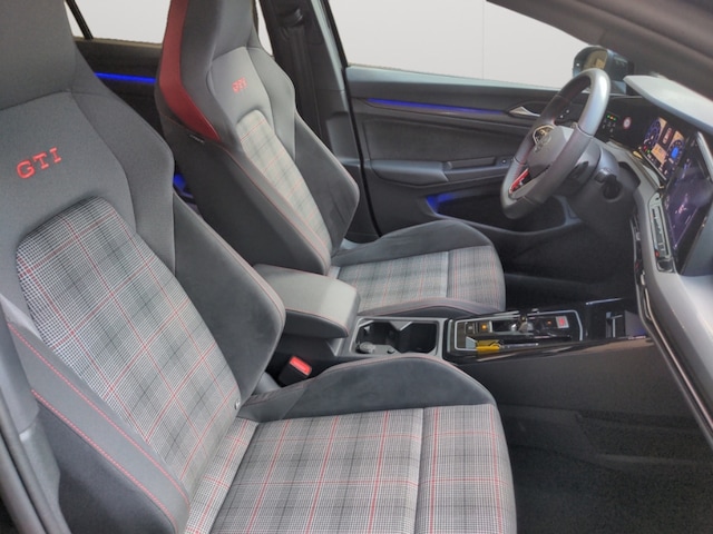 Volkswagen Golf 2.0 TSI DSG Golf VIII