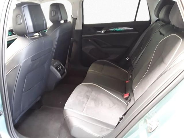 Volkswagen Passat 1.5 eTSI Business DSG