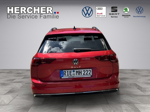 Volkswagen Golf Life Variant