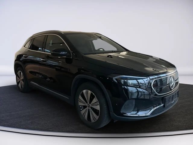 Mercedes-Benz EQA 300 4MATIC