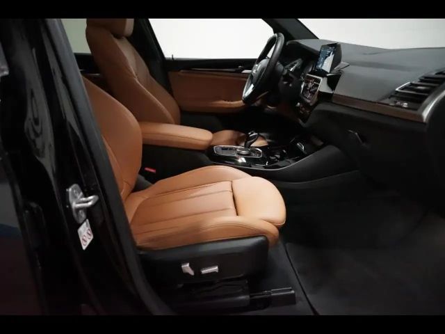 BMW X3 FACELIFT - LEDER - AUTOMAAT -