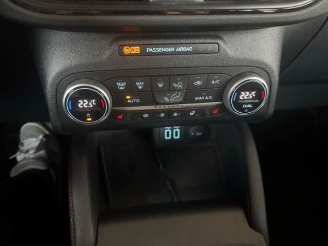 Ford Kuga Plug in Hybrid ST Line X