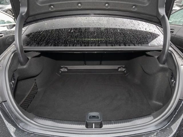 Mercedes-Benz C 300 AMG Line Sedan