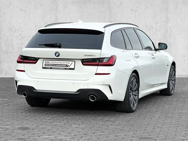 BMW 330 330e M-Sport Touring