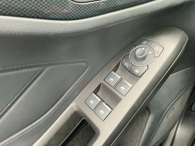 Ford Focus EcoBoost ST Line