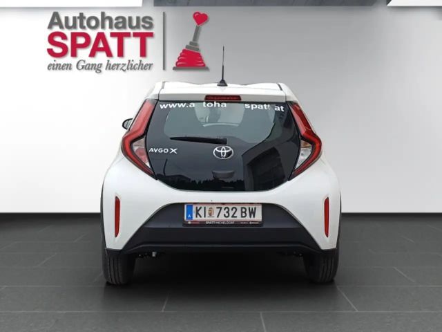 Toyota Aygo X Hatchback Play