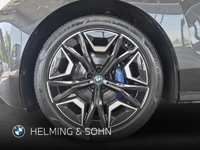 BMW iX xDrive40