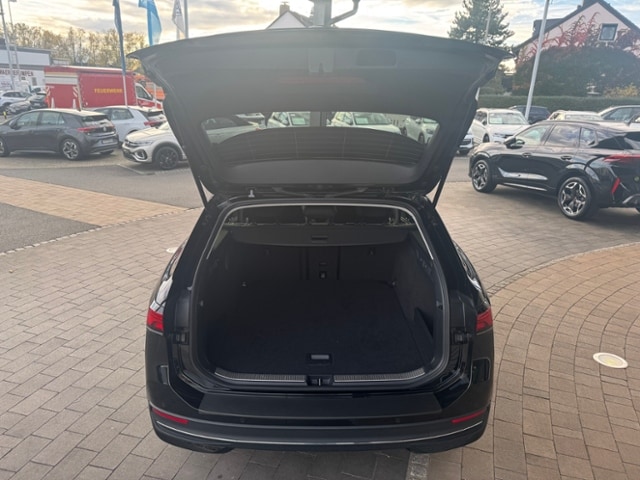Volkswagen Passat 1.5 eTSI DSG IQ.Drive Variant