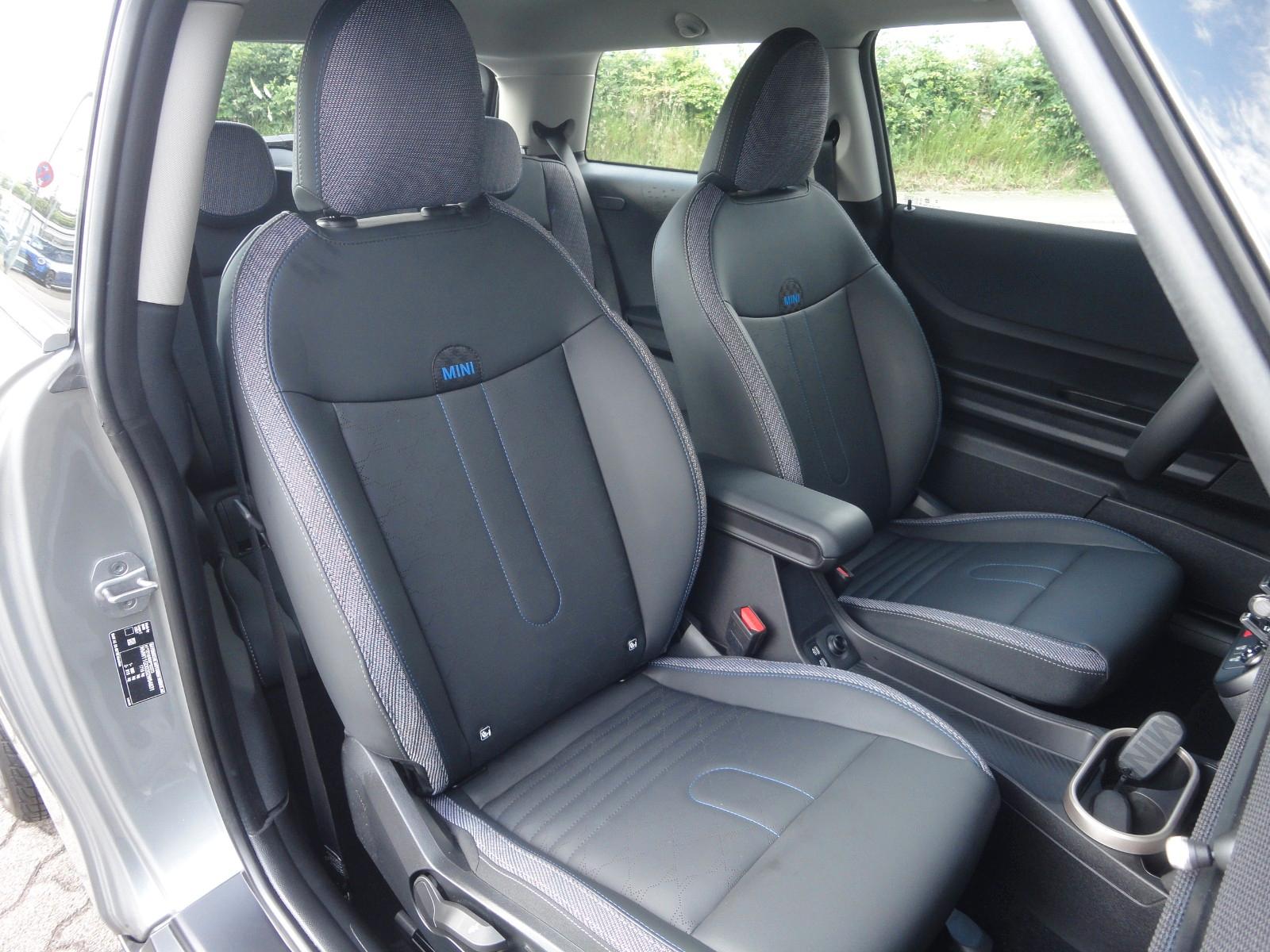 MINI Cooper Classic