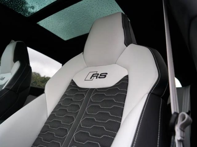 Audi RS Q8 PERF. FULL EXCLUSIVE/OPTION CARBON UPE:222K