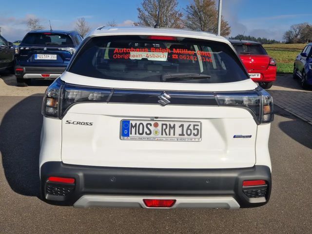 Suzuki S-Cross Hybrid