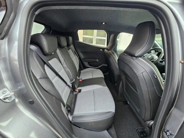 Renault Clio E-Tech Hybrid Techno