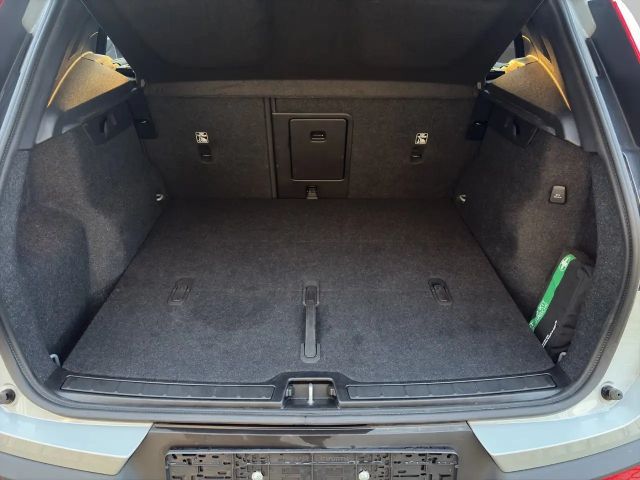 Volvo XC40 Dark Plus