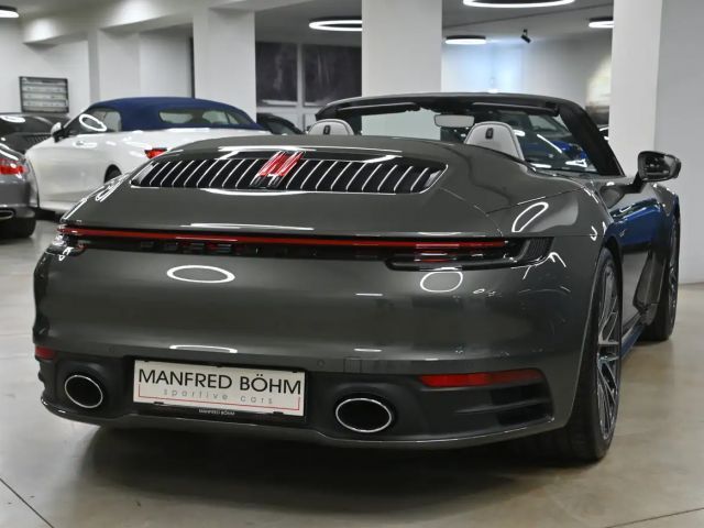 Porsche 992 4 Cabrio Carrera