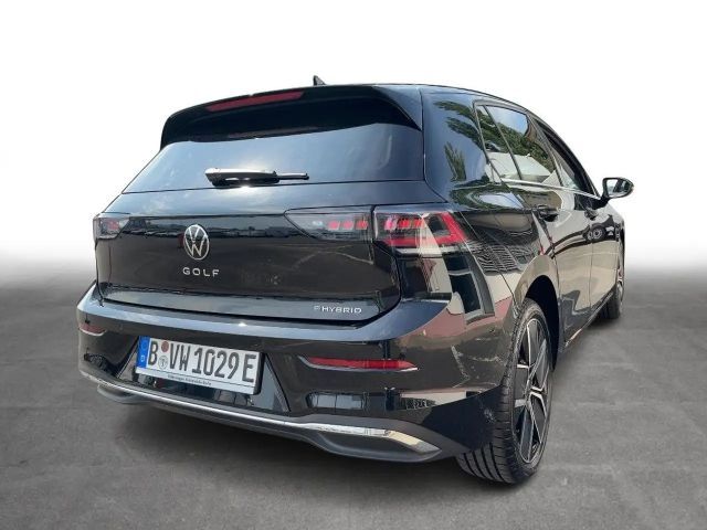 Volkswagen Golf DSG Style eHybrid