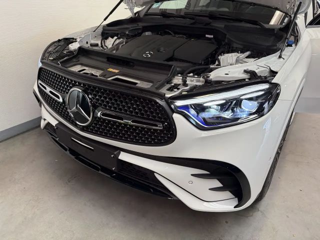 Mercedes-Benz GLC 220 AMG Line Coupé GLC 220 d